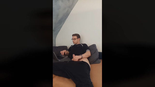 WilliamWhiteX  30-03-2022